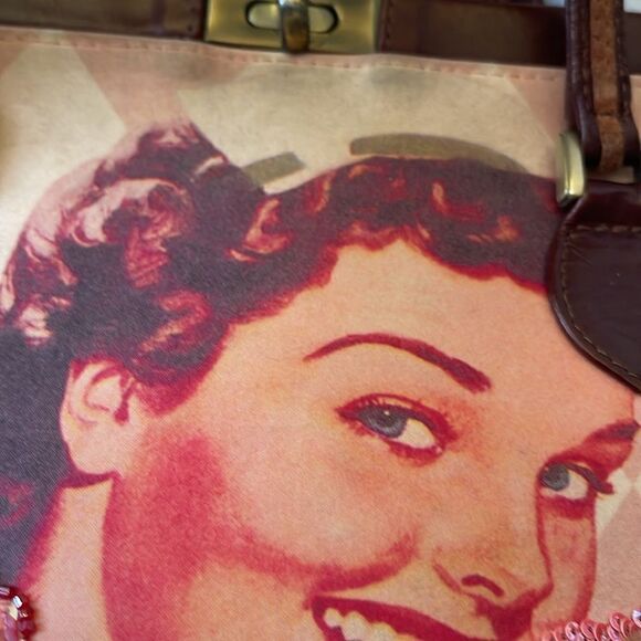 Isabella Fiore vintage fabric and leather shoulder with sequins dinner d… - Picture 14 of 15